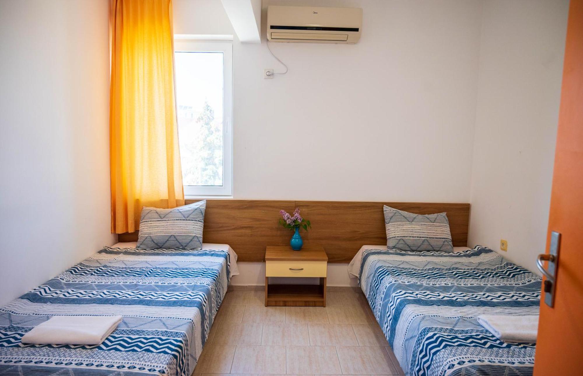 Family Hotel Perla Golden Sands Exterior photo