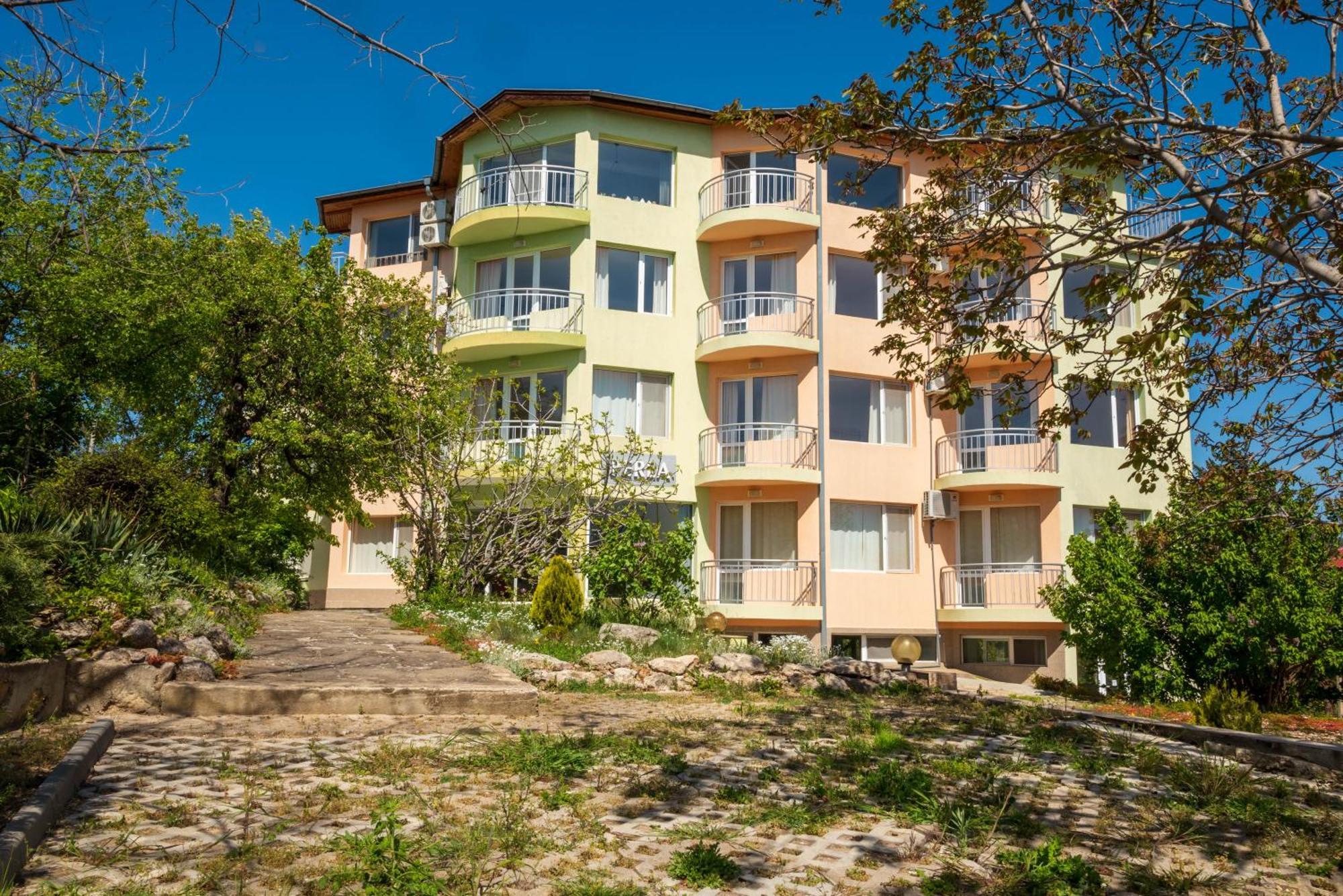Family Hotel Perla Golden Sands Exterior photo